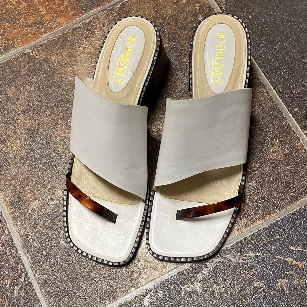 Ipanema leather sandal